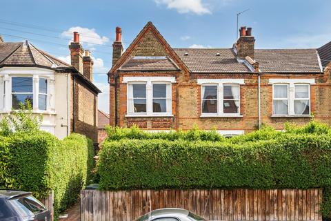 2 bedroom flat for sale, Hurstbourne Road, London SE23