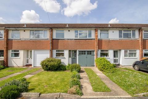 53 Cliveden Close, Cambridge, CB4 3LX