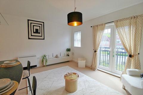 2 bedroom flat for sale, Oxclose Park Gardens, Halfway, Sheffield