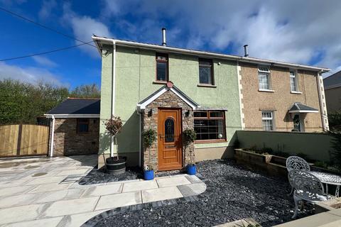 15 Ynyslas Crescent, Glynneath, Neath, SA11 5LB