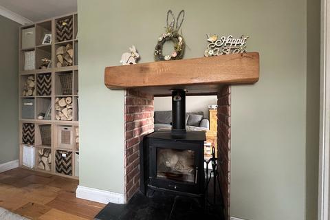 15 Ynyslas Crescent, Glynneath, Neath, SA11 5LB