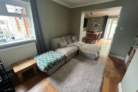 15 Ynyslas Crescent, Glynneath, Neath, SA11 5LB