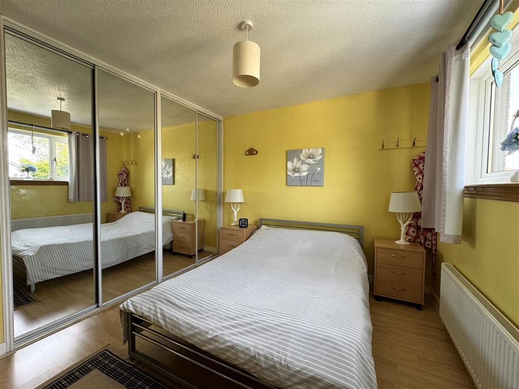 Bedroom 2.jpg