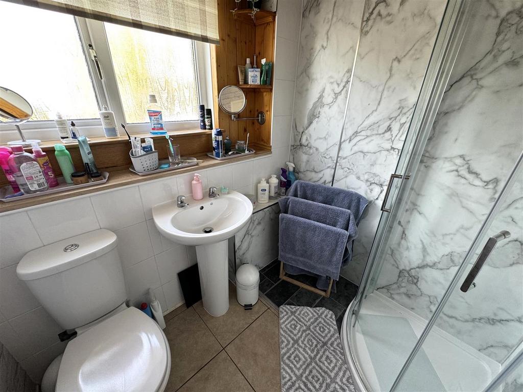 Shower room .jpg