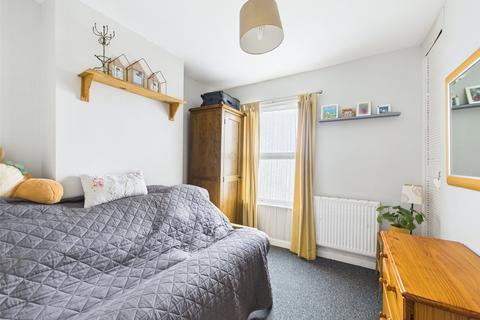 92 Alma Place, Gloucester, GL1 5PX