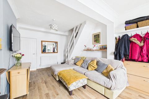 92 Alma Place, Gloucester, GL1 5PX