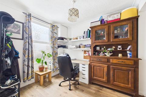 92 Alma Place, Gloucester, GL1 5PX