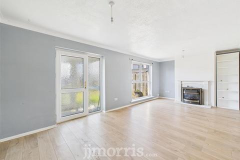 73 Bro Teifi, Cardigan, SA43 1DQ