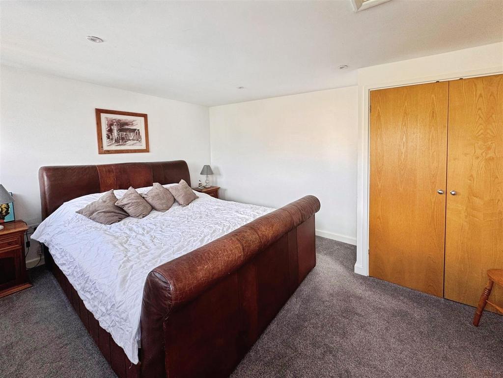 Bedroom.jpg