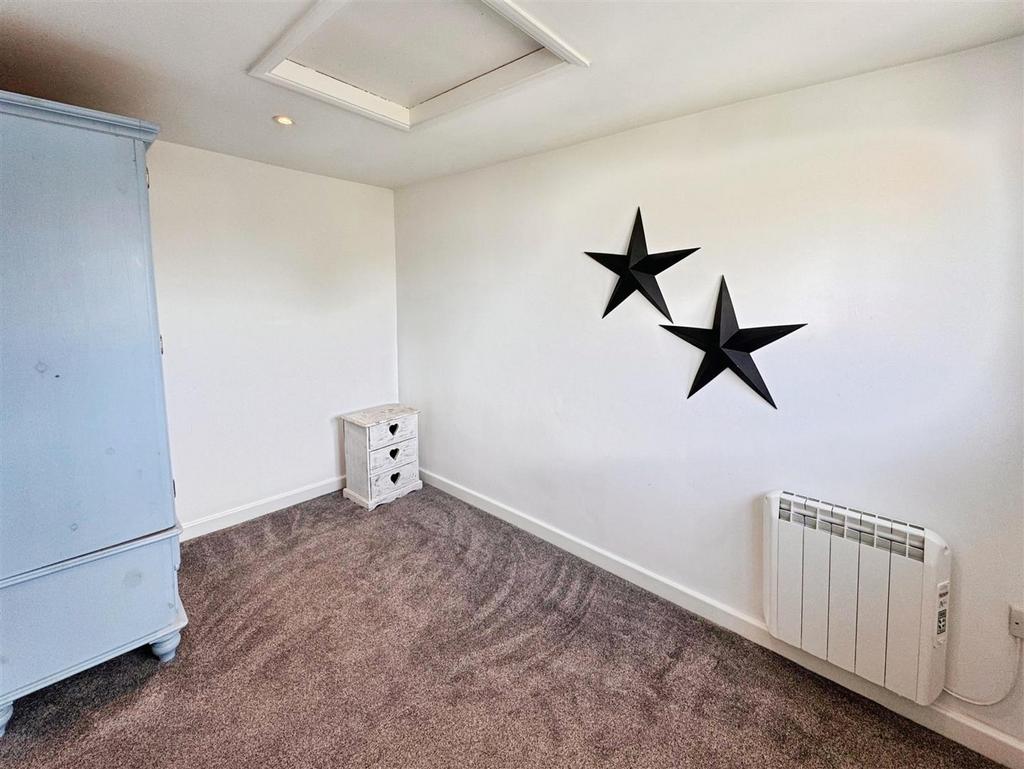 Bedroom.jpg