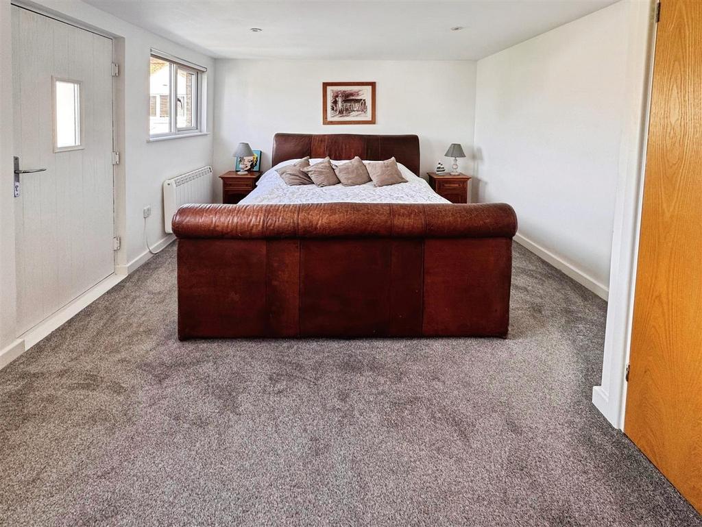 Bedroom.jpg