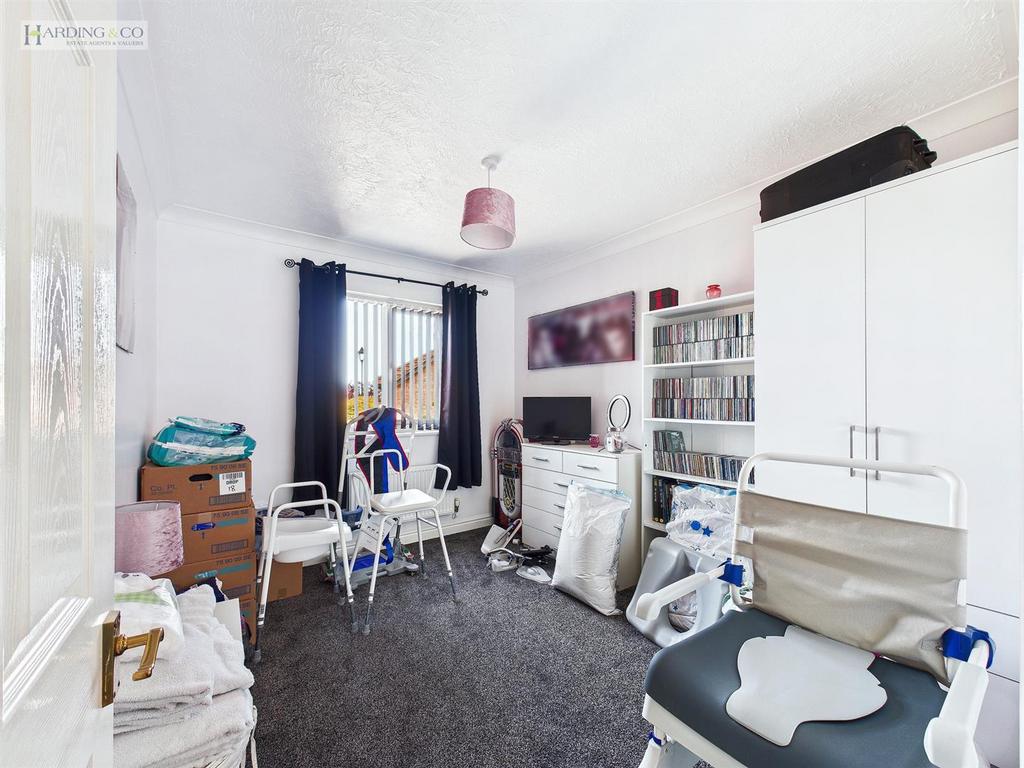 Bedroom 3 .1