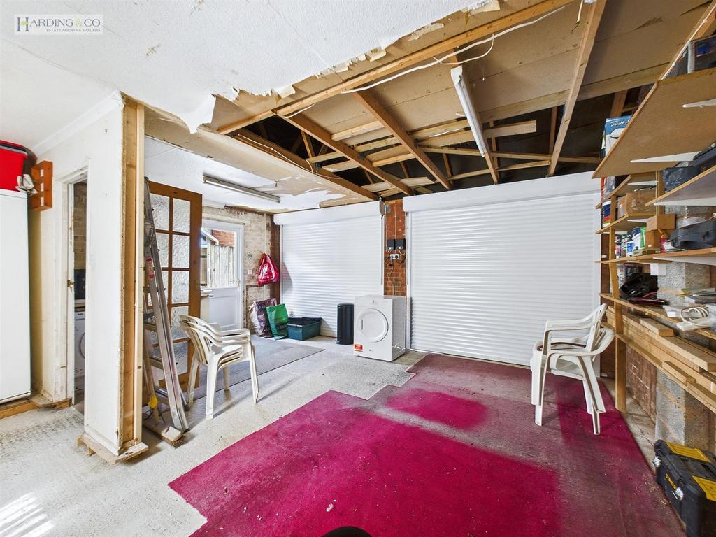 Double Car Garage