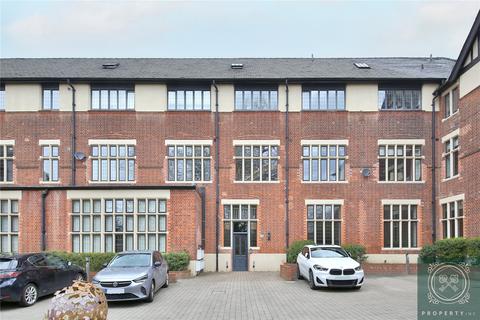 undefined, Courtyard House, London, NW7