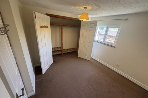 2 bedroom flat to rent, Felin Cwrt, Bancyfelin, Carmarthen