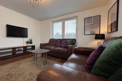 2 bedroom flat to rent, Dee Village, Millburn Street, Ferryhill, Aberdeen, AB11