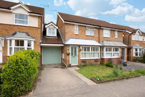 49 Earles Meadow, Horsham, RH12 4HR