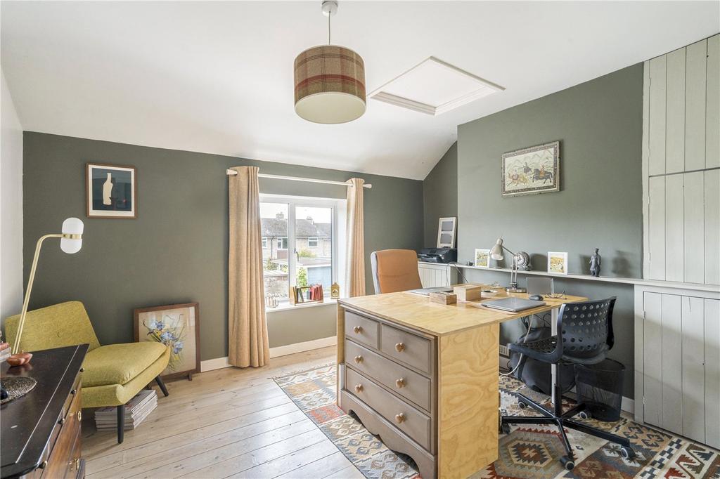 Bedroom/Study