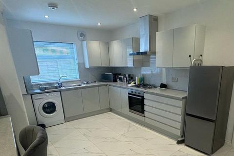 5 bedroom terraced house to rent, Coventry CV4