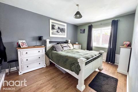 45 Green Park, Chatteris, PE16 6DJ