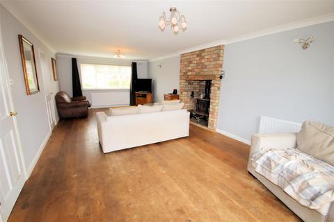 undefined, Alma Farm Road, Toddington, Dunstable