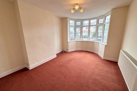 4 bedroom semi-detached house for sale, Pembroke Croft, Hall Green, Birmingham