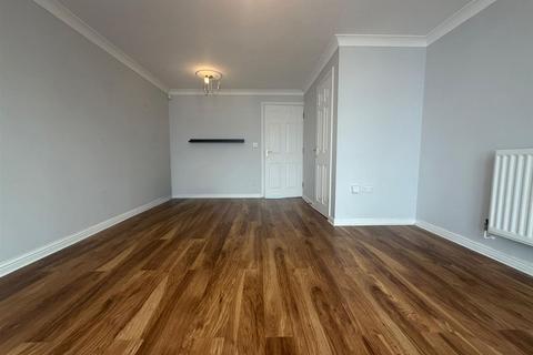 undefined, Chichester Close, Chafford Hundred, Grays