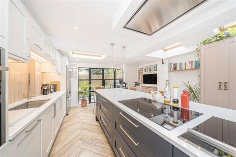 24 Windsor Road, Teddington, TW11 0SF