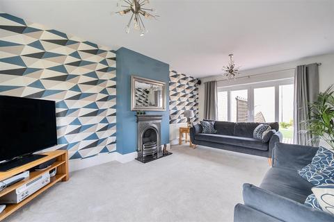 15 Britains Close, Sutton Benger, Chippenham, SN15 4TU