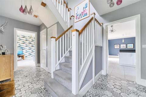 15 Britains Close, Sutton Benger, Chippenham, SN15 4TU