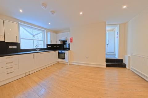 2 bedroom flat to rent, Paston Place, BRIGHTON BN2