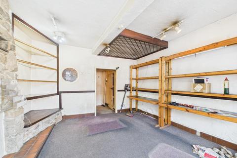 2 bedroom end of terrace house for sale, Market Place, Cromford DE4