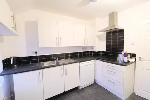 2 bedroom flat to rent, Waterloo road, Stoke-on-Trent ST6 2EH