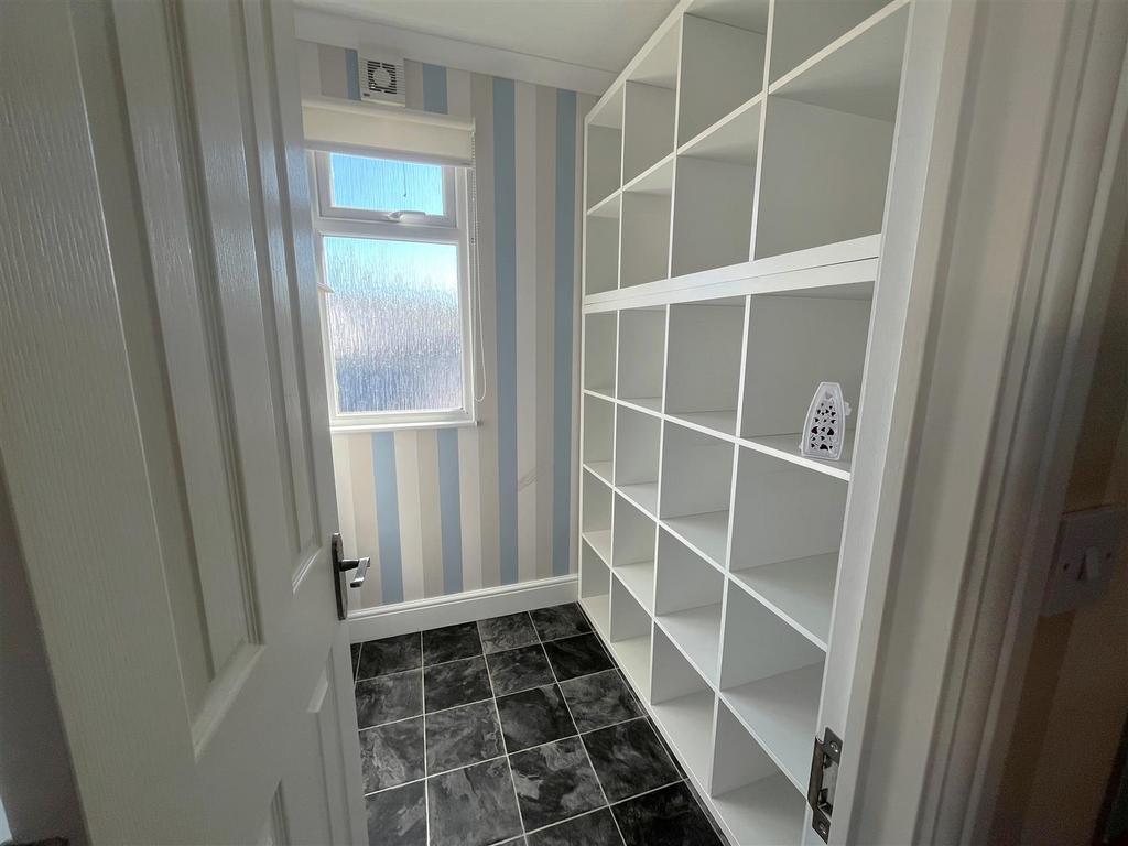 Walk In Wardrobe