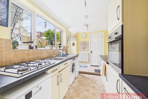 1 bedroom flat for sale, Shelldale Road, Portslade