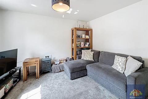 3 bedroom semi-detached house for sale, Rainworth Drive, Southport PR8