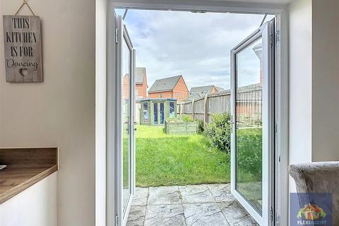 3 bedroom semi-detached house for sale, Rainworth Drive, Southport PR8