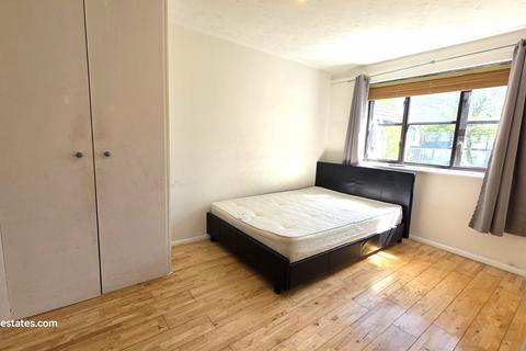 1 bedroom flat for sale, Creighton Road, Tottenham N17