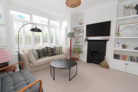 82 Gordon Road, Carshalton, SM5 3RE