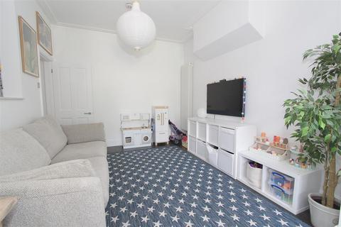 82 Gordon Road, Carshalton, SM5 3RE