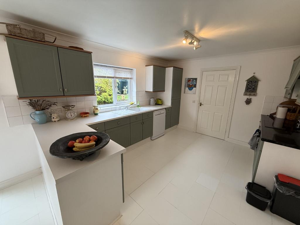 Rear Kitchen/Dining Room