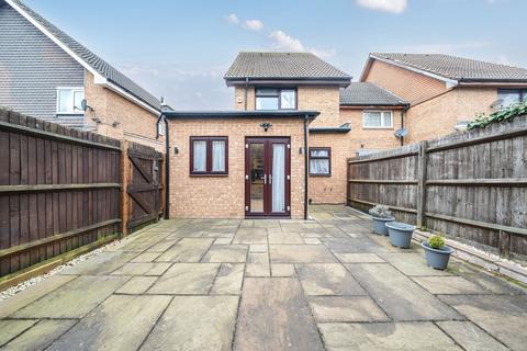 52 Ryeland Close, Yiewsley, West Drayton, UB7 8AU
