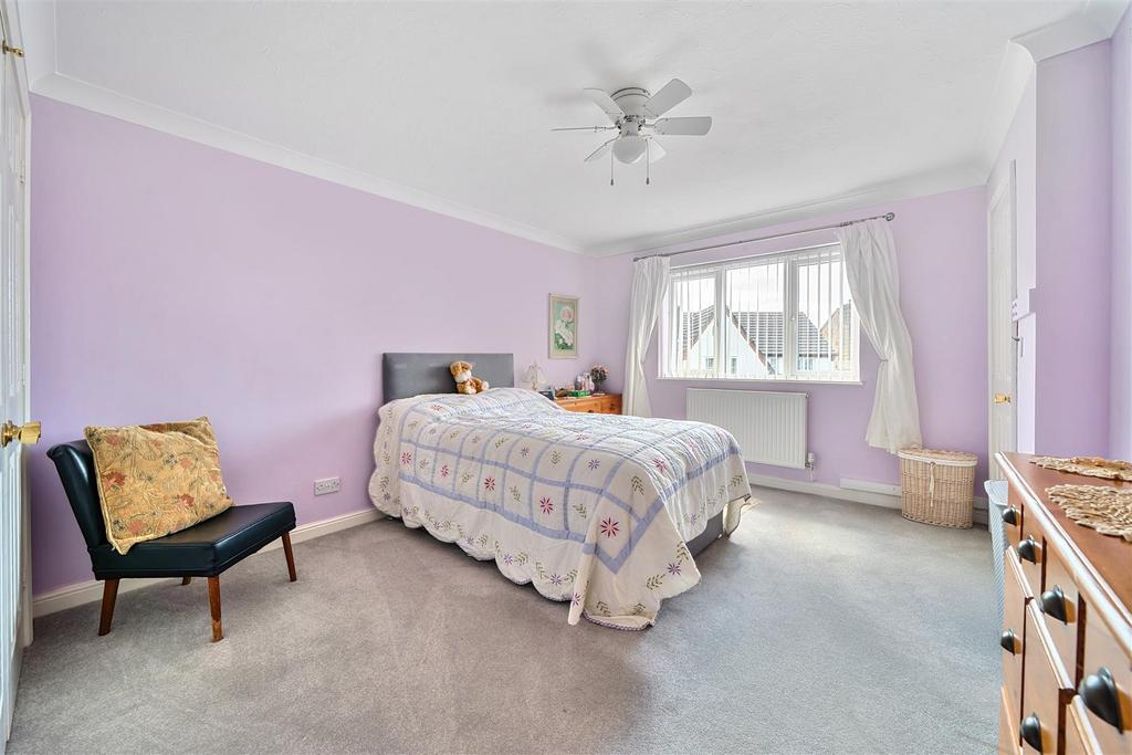 GW25 Bed 1..jpg
