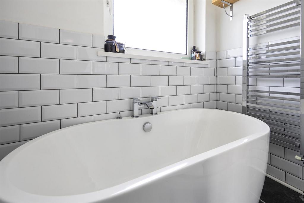 Family Bath/Shower Room