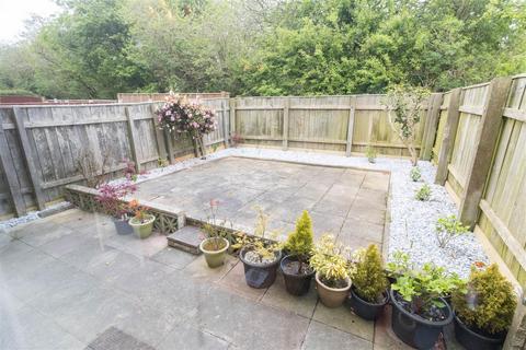 9 Ashford Close, North Shields, NE29 9HY