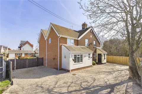4 bedroom house to rent, Bury Lane, Hatfield Peverel, Chelmsford, Essex, CM3