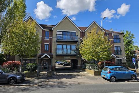 2 bedroom apartment to rent, Buckhurst Way, Buckhurst Hill IG9