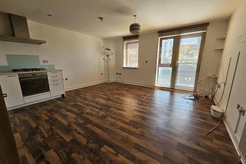 2 bedroom apartment to rent, Buckhurst Way, Buckhurst Hill IG9
