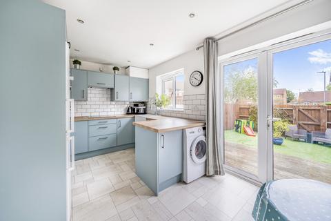 71 Adams Meadow, Ilminster, TA19 9DB