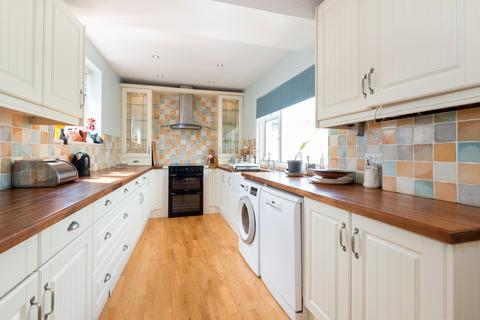 3 bedroom end of terrace house for sale, Regent Street, Whitstable